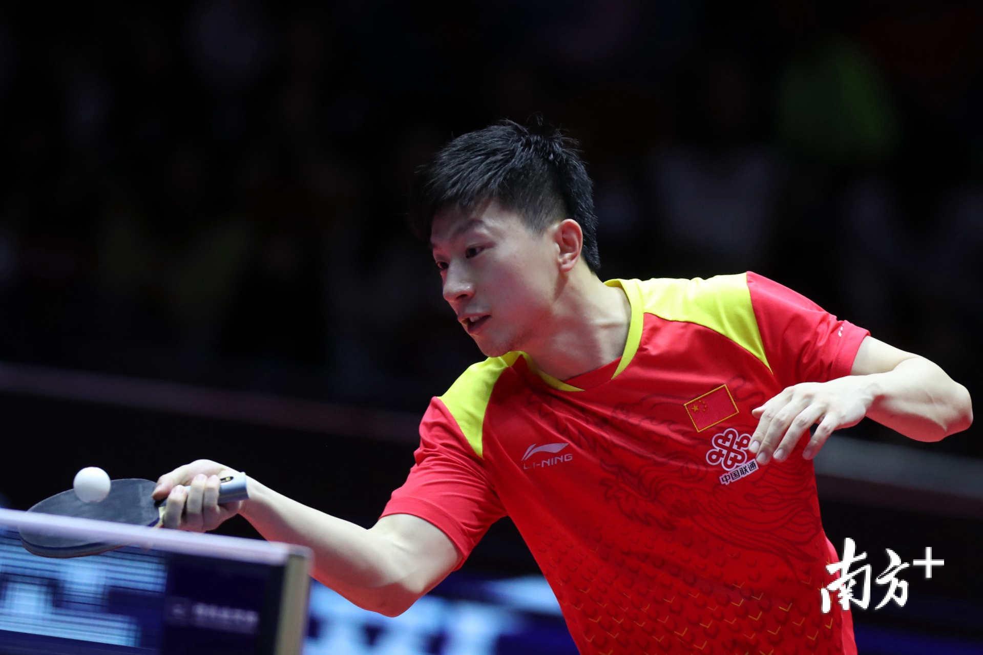 王钰栋在比 王钰栋在比