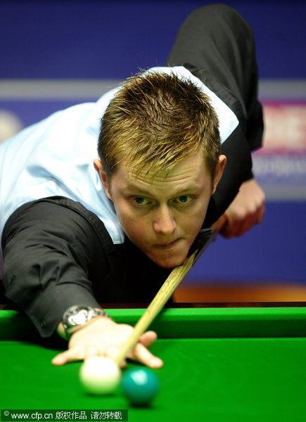 她以其一贯 她以其一贯