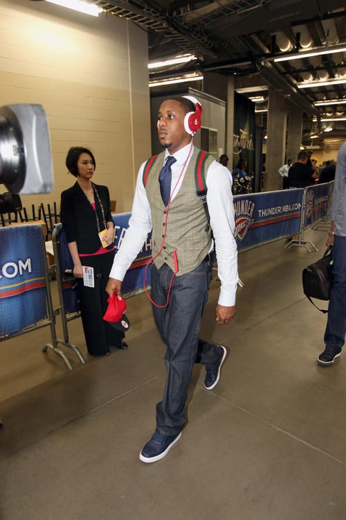 用核心牵制 用核心牵制